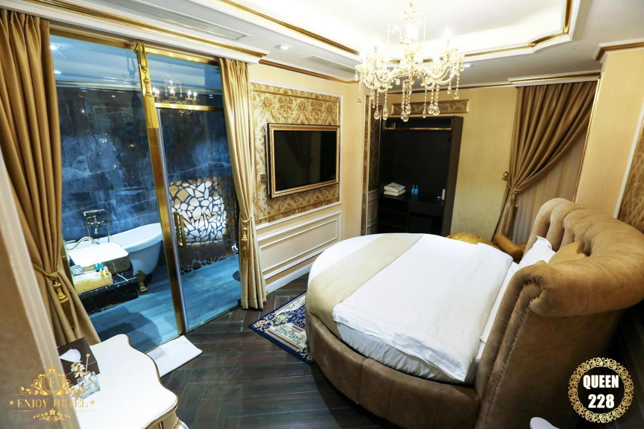 Enjoy Hotel 5A Cidade de Ho Chi Minh Exterior foto